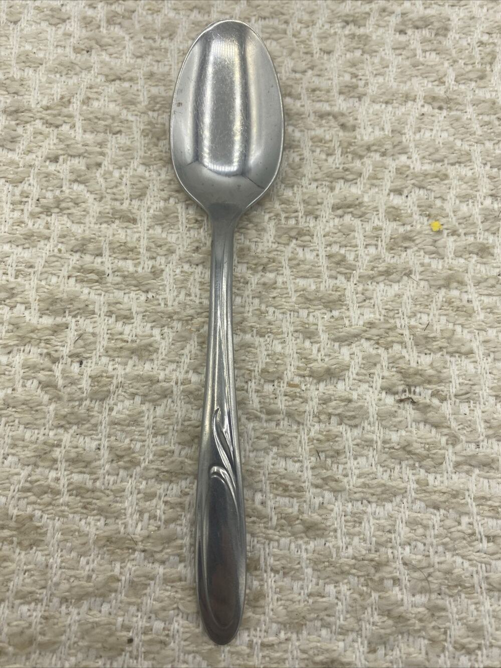 vintage stainless flatware Superior Tea Spoon USA 6”